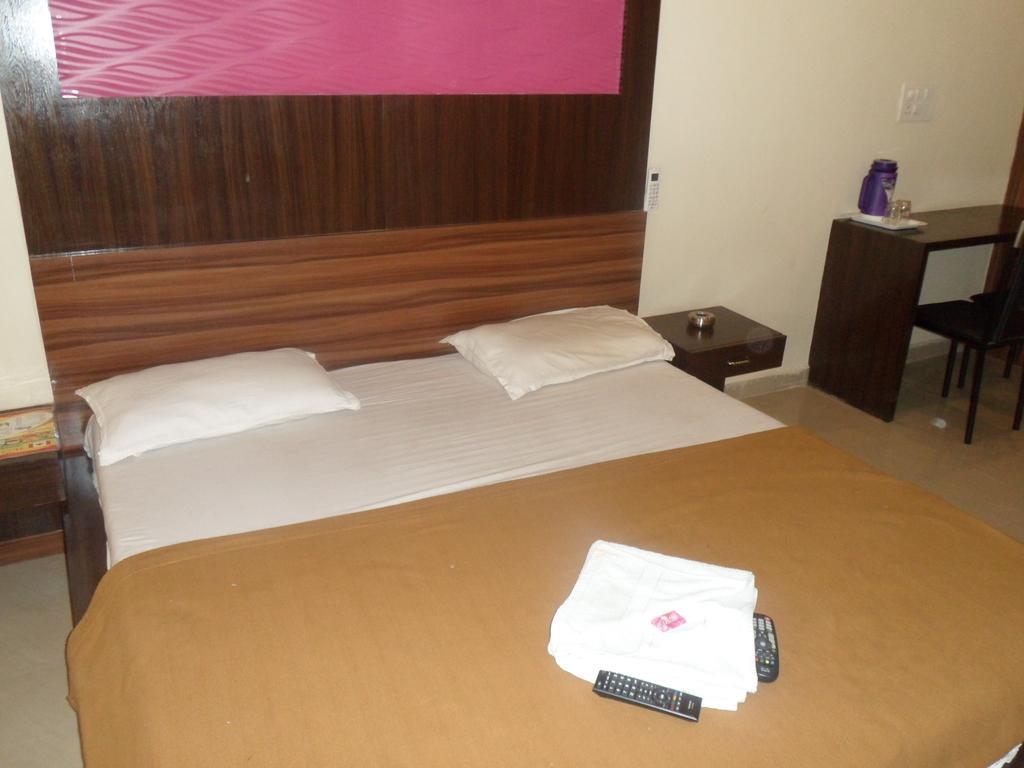 Hotel Canada Palace Watuwa Extérieur photo